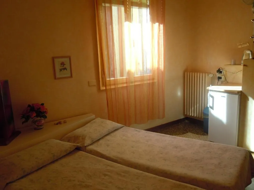 Guest house Cadoro Hotel Venice